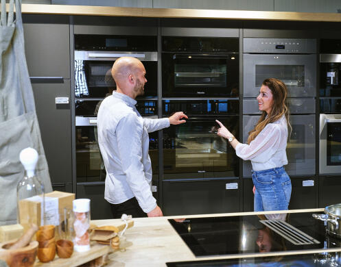 Lunenburg Nuland ovens, combi-ovens en kookplaat met kookveldafzuiging