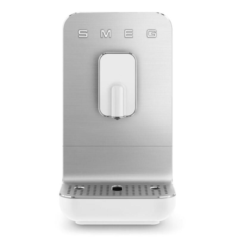 Smeg volautomatische koffiemachine bonen BCC11WHMEU